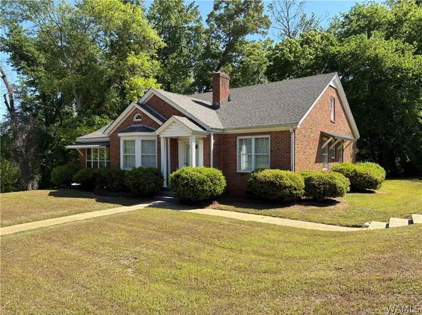 171 Valley St, Centreville, AL 35042