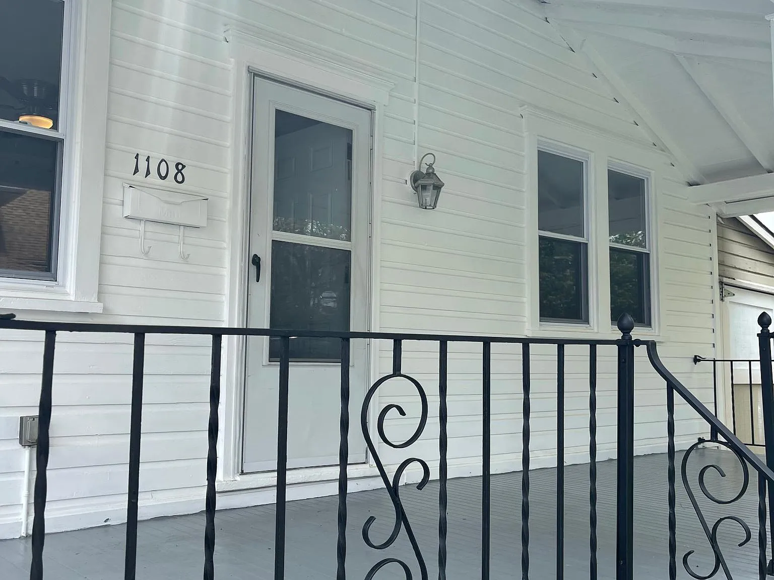 1108 Twaddell Dr — Photo 3