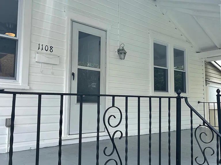 1108 Twaddell Dr — Photo 3