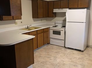 905 8th Ave APT 2, Longview, WA 98632