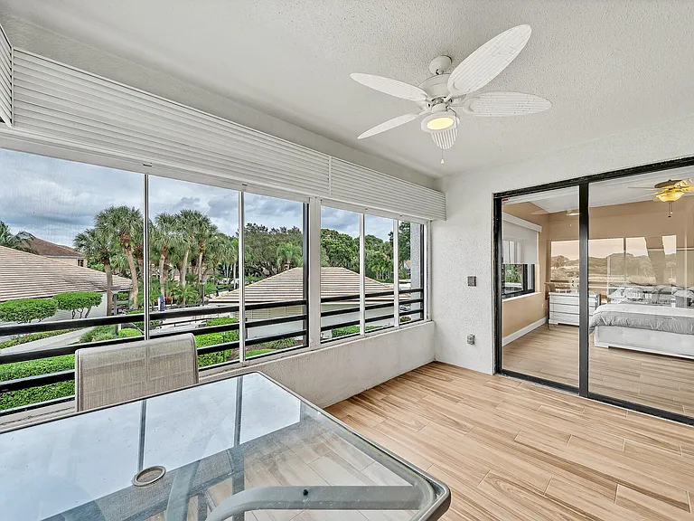 827 Oak Harbour Dr — Photo 20