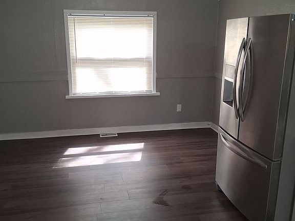 5th image of 1515 Berry Ave