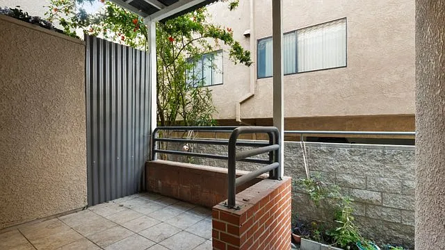 420 Riverdale Dr #11 — Photo 11