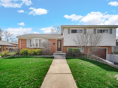 136 N School St, Addison, IL, 60101