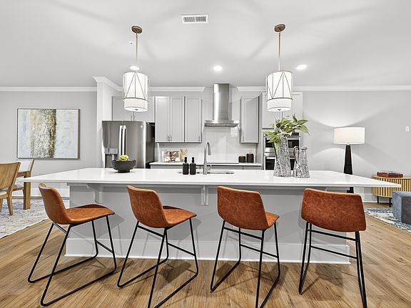 3rd image of 509 Kildaire Farm Rd #303