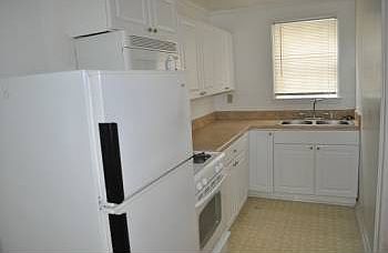 5th image of 525 North St APT 2