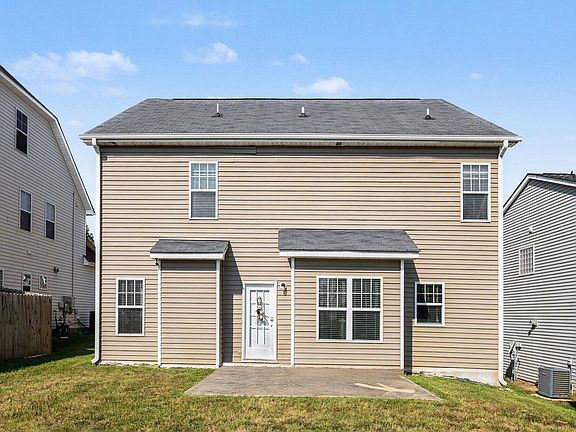 5th image of 3721 Madeline Way