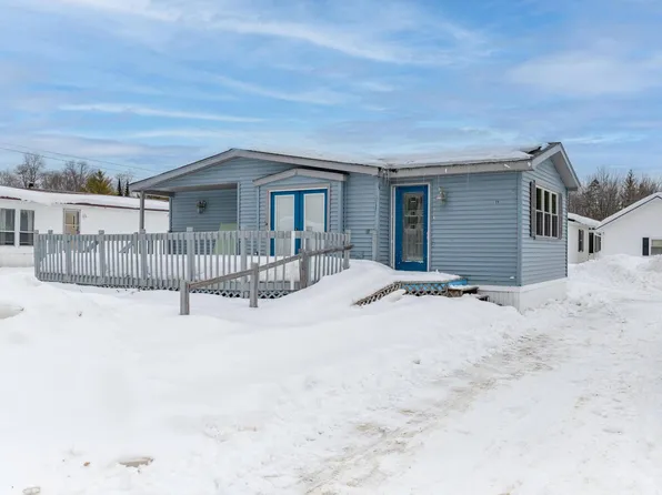 11 Hemlock Street, East Millinocket, ME 04430