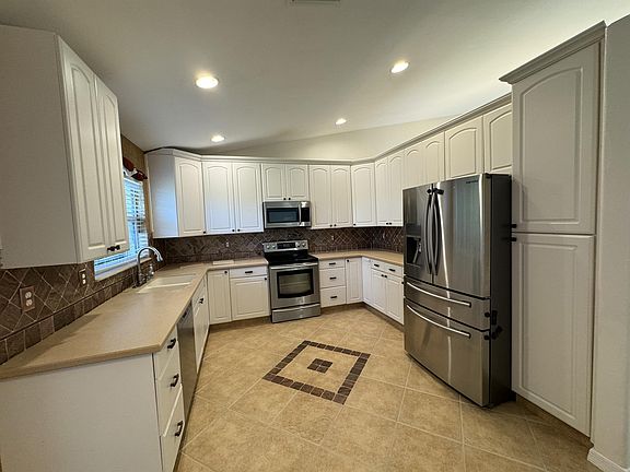 4th image of 7763 Cameron Cir #1
