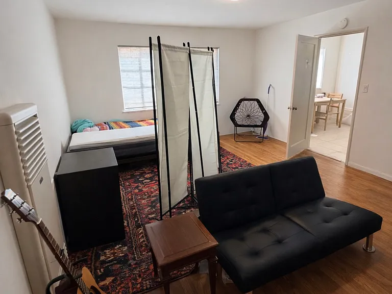 1815 Spruce St #104 — Photo 16