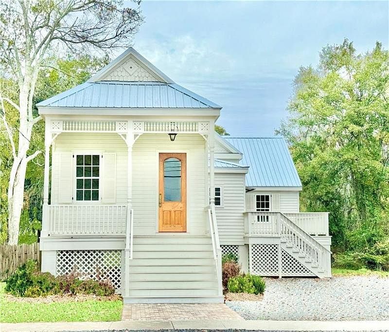 600 Pine St, Madisonville, LA 70447 Zillow