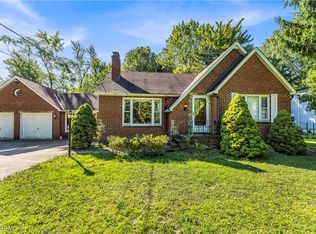 6084 Highland Rd, Highland Heights, OH 44143