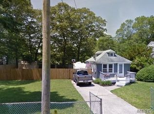 290 Dare Rd, Selden, NY 11784