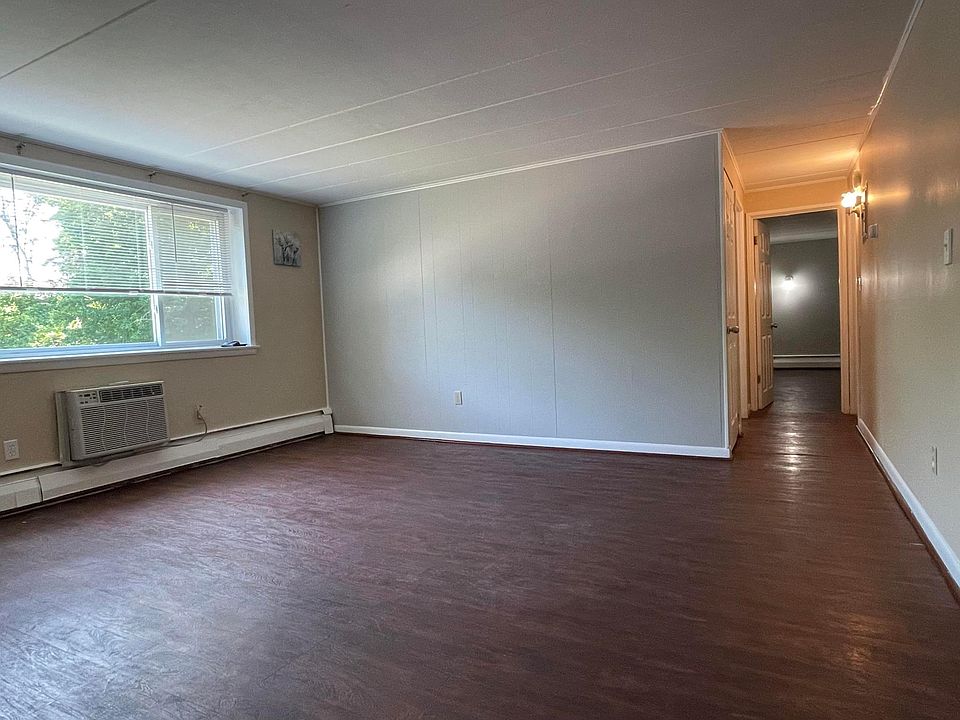 1st image of 18 Nelson Dr