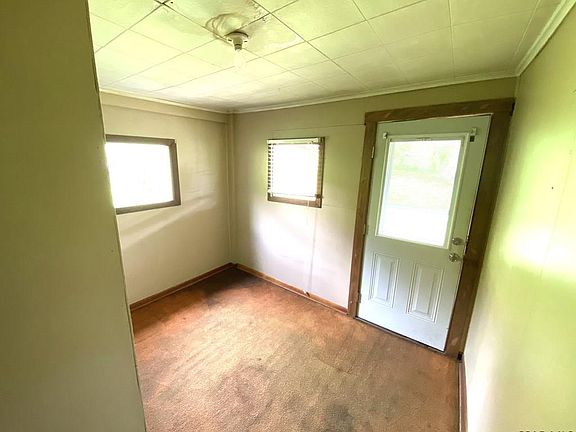 3rd image of 1324 Lloyd St