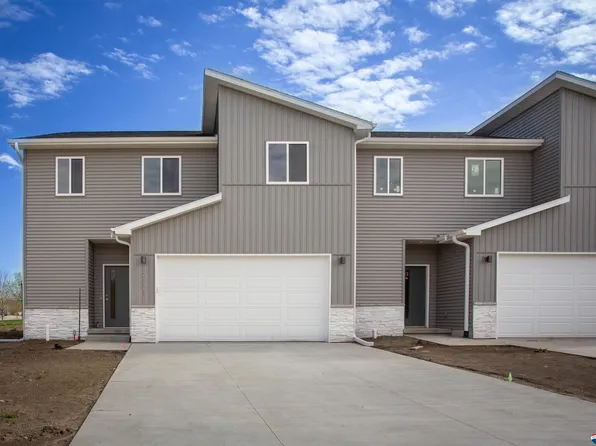 2501 W B St, Lincoln, NE 68522