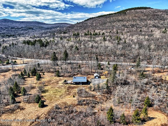 2nd image of 513 County Road 10