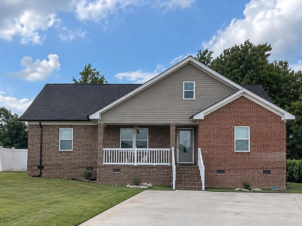 1st image of 3210 Grapevine Court W