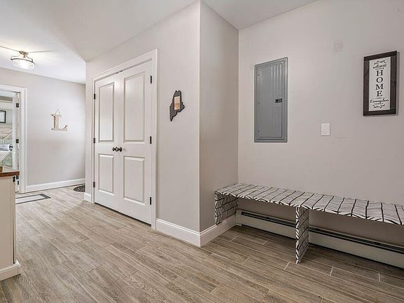 3rd image of 2 Ethan Way