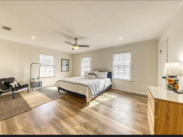 1101 County Road 256 — Photo 15