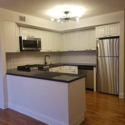 Rented by DavidWest Properties | media 18