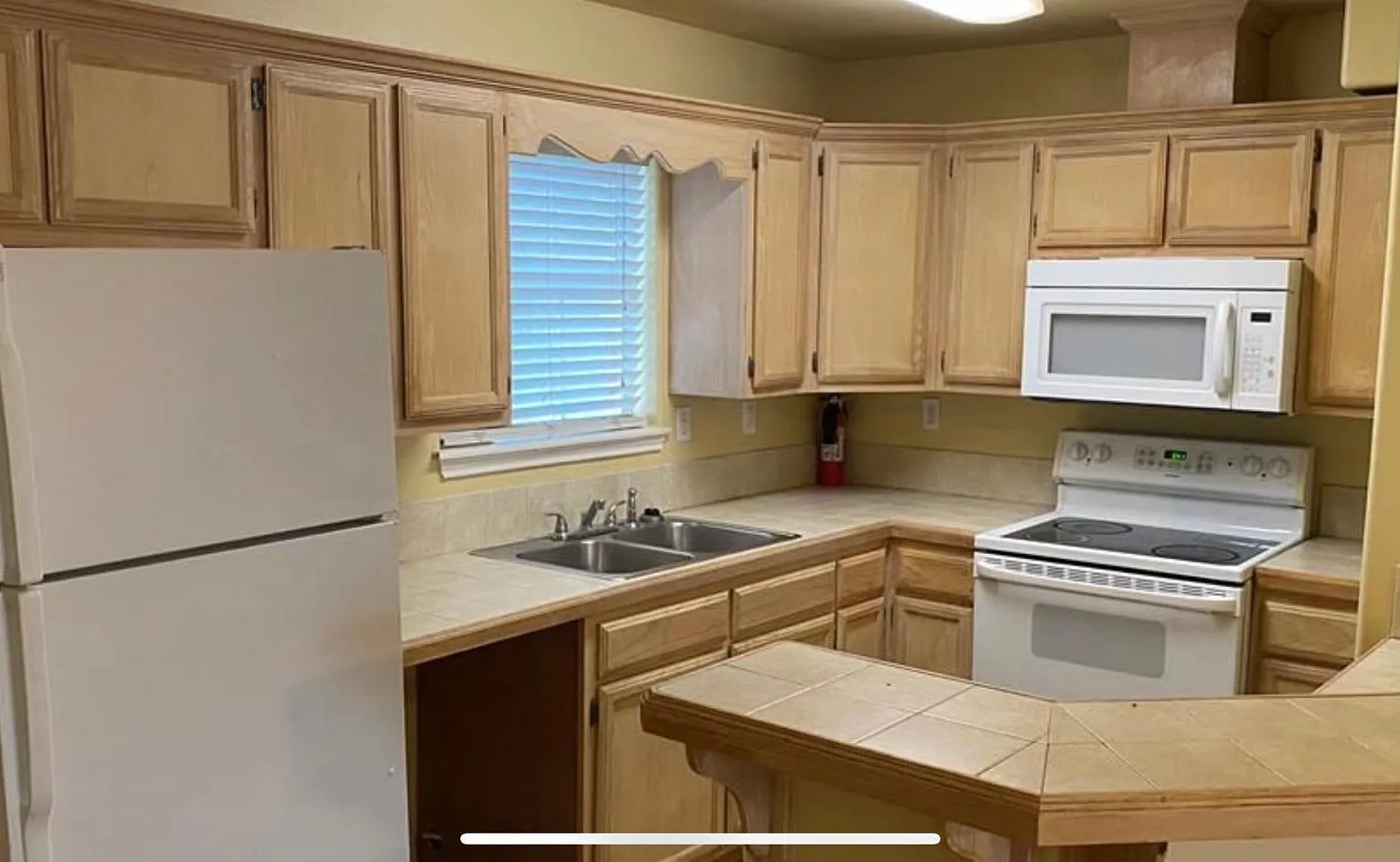 742 Sonesta Dr — Photo 4