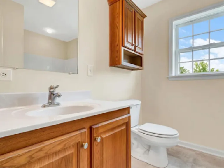 Upstairs hall bathroom
