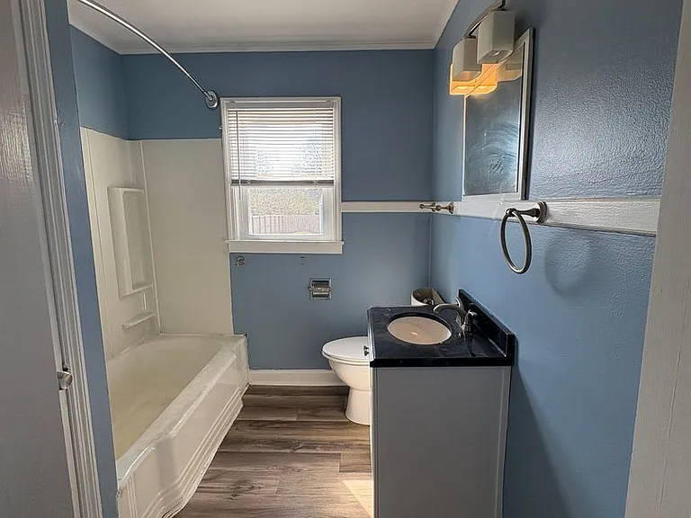 1303 Collett Ln — Photo 14