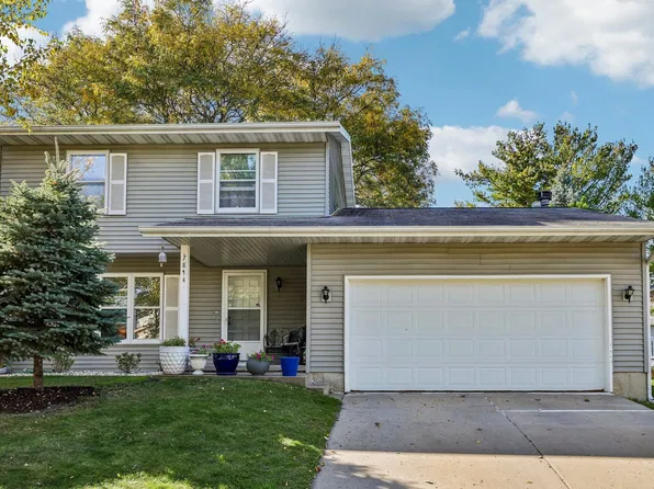 7814 E Oakbrook Cir, Madison, WI 53717