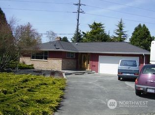 416 E Spruce St, Sequim, WA