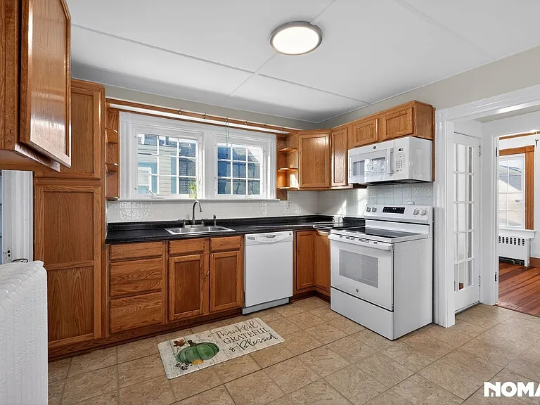 21 Hall Ave #2 — Photo 7