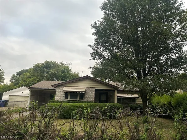 3026 Baker Hill Rd, Columbus, OH 43207