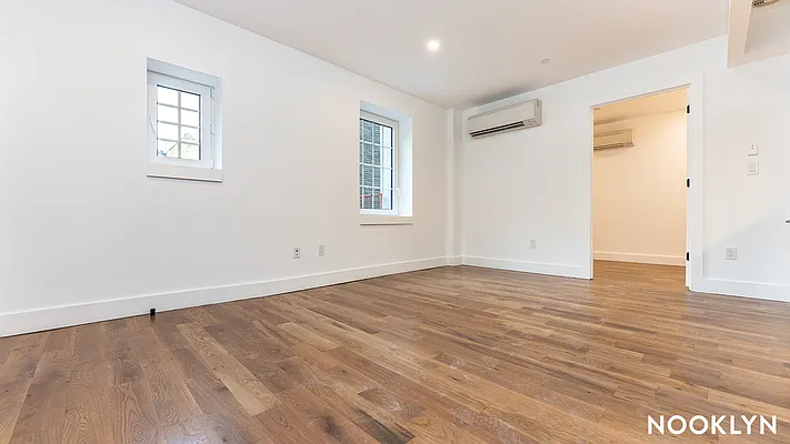 Rented by Nooklyn NYC LLC | media 2