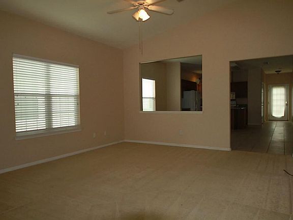 4th image of 10219 Berry Hill Ln