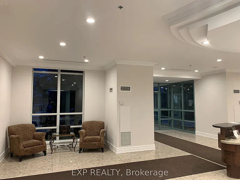 3 Ellesmere St #205 — Photo 3