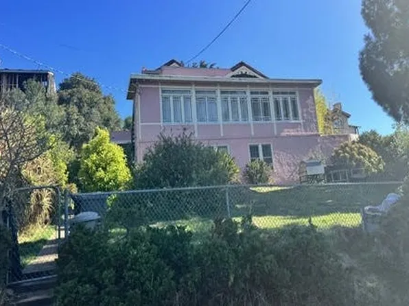 9600 Burr St, Oakland, CA 94605