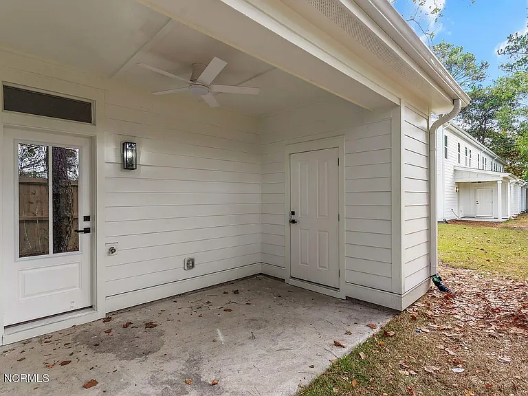 4213 Spirea Dr #C — Photo 26