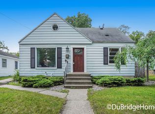 1507 Powers Ave NW, Grand Rapids, MI 49504