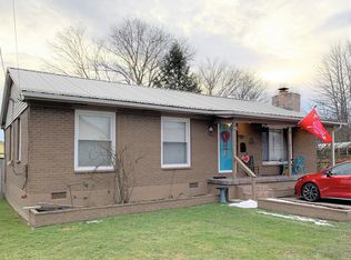 109 Oyler Ave, Oak Hill, WV 25901