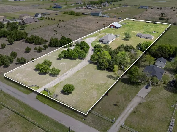 2210 N Sky Meadows Dr, Caddo Mills, TX 75135