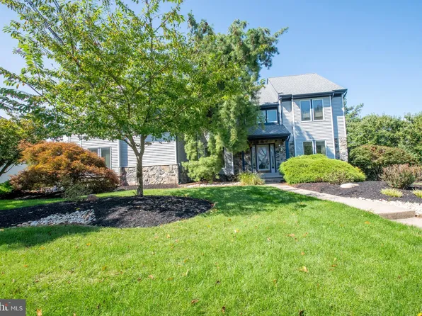 52 Dalton Way, Holland, PA 18966