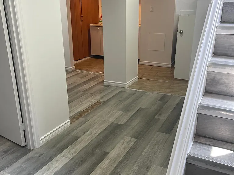 50 Chestnut Cres — Photo 2