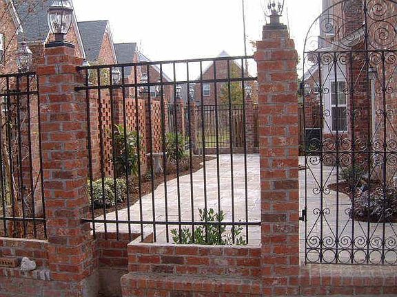 Charleston slate garden