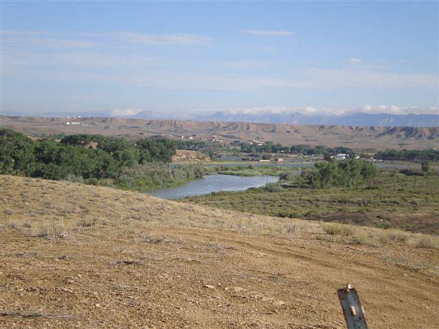1st image of 1121 Desert Road