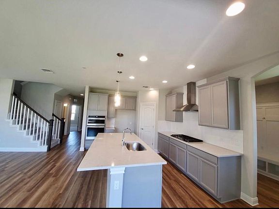 2nd image of 169 Cascata Way