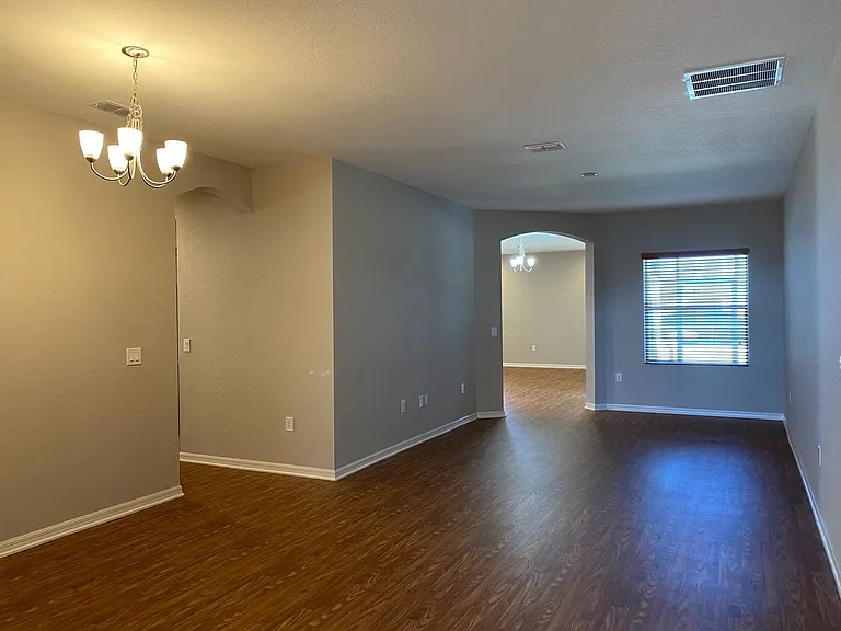 481 Pheasant Dr — Photo 9