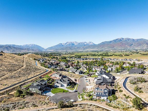 5th image of 1239 E Grouse Ridge Cir