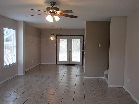 2nd image of 18422 Heartland Ct