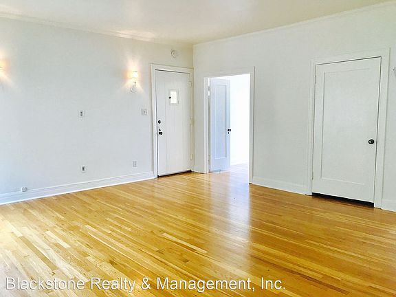 5th image of 933 Ocean Ave #5043148