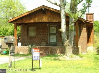 2004 Spaulding Ave, Suitland, MD 20746